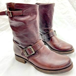 Frye harness buckle strap brown leather mid calf boots moto riding motorcycle 7B